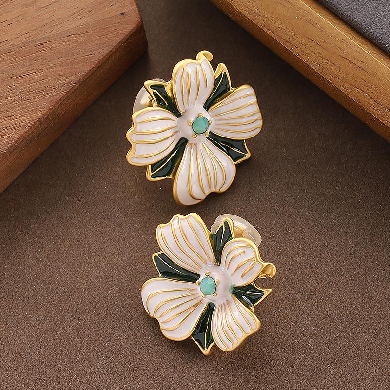 French retro personality antique enamel drip glaze three-dimensional flower ear clips women's earless earrings high-end earrings