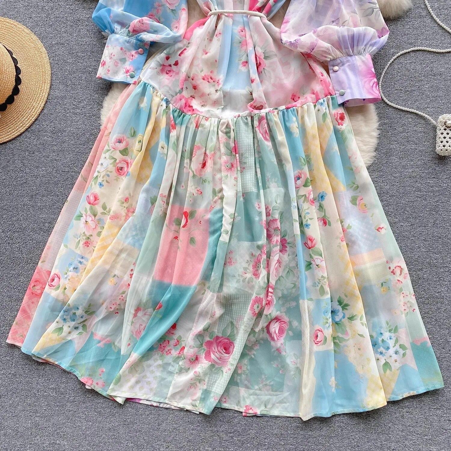 Модное богемное платье с цветочным принтом — фото 7