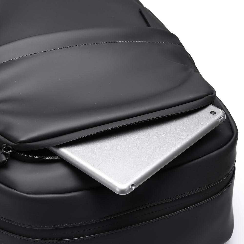 Men's Business Backpack Large Capacity Multi-compartment Lightweight Shoulder Bag for 15.6 Inch Laptop Commuter Leather Bag