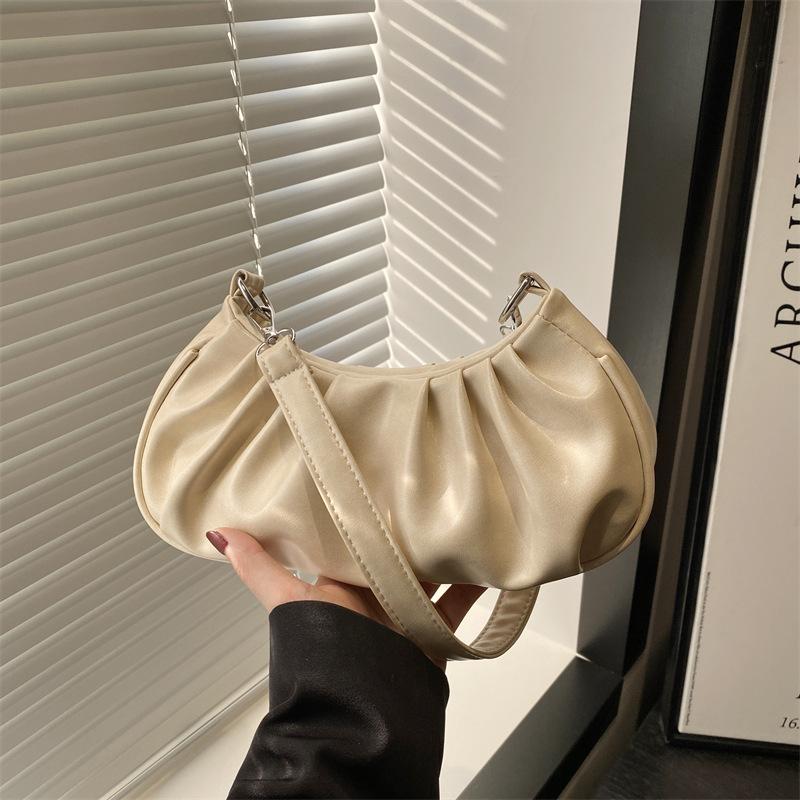 Niche 2025 Summer Soft Leather Underarm Bag Women's Cloud Folded Bag Baguette Shoulder Bag Premium Texture Korean Version Versatile