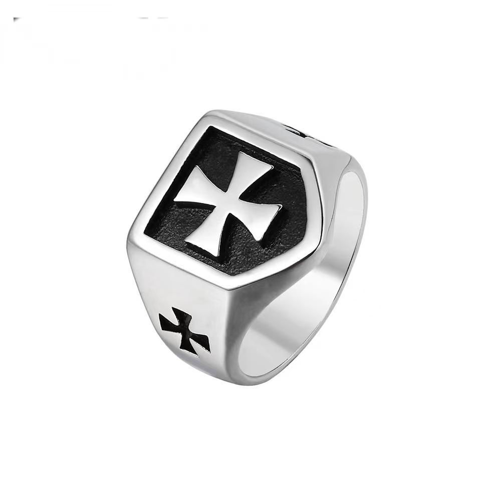 

Мужское кольцо Shield Cross из титановой стали