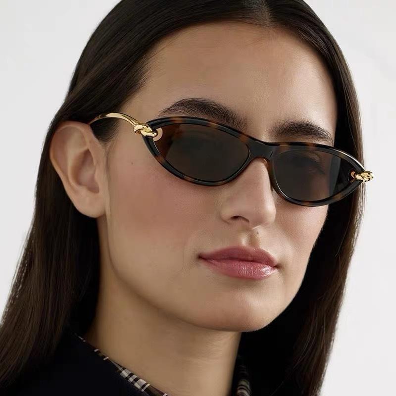 Old money wind European and American fashion cat eye small frame sunglasses b home rope knot metal leg sunglasses women's advanced sense INS