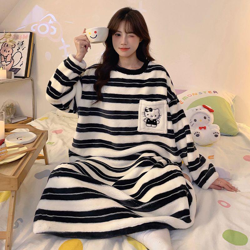 A Bao Xi Women's Winter Loose Coral Fleece Striped Cartoon Pajamas - Plus Size, Versatile Outdoor Wear