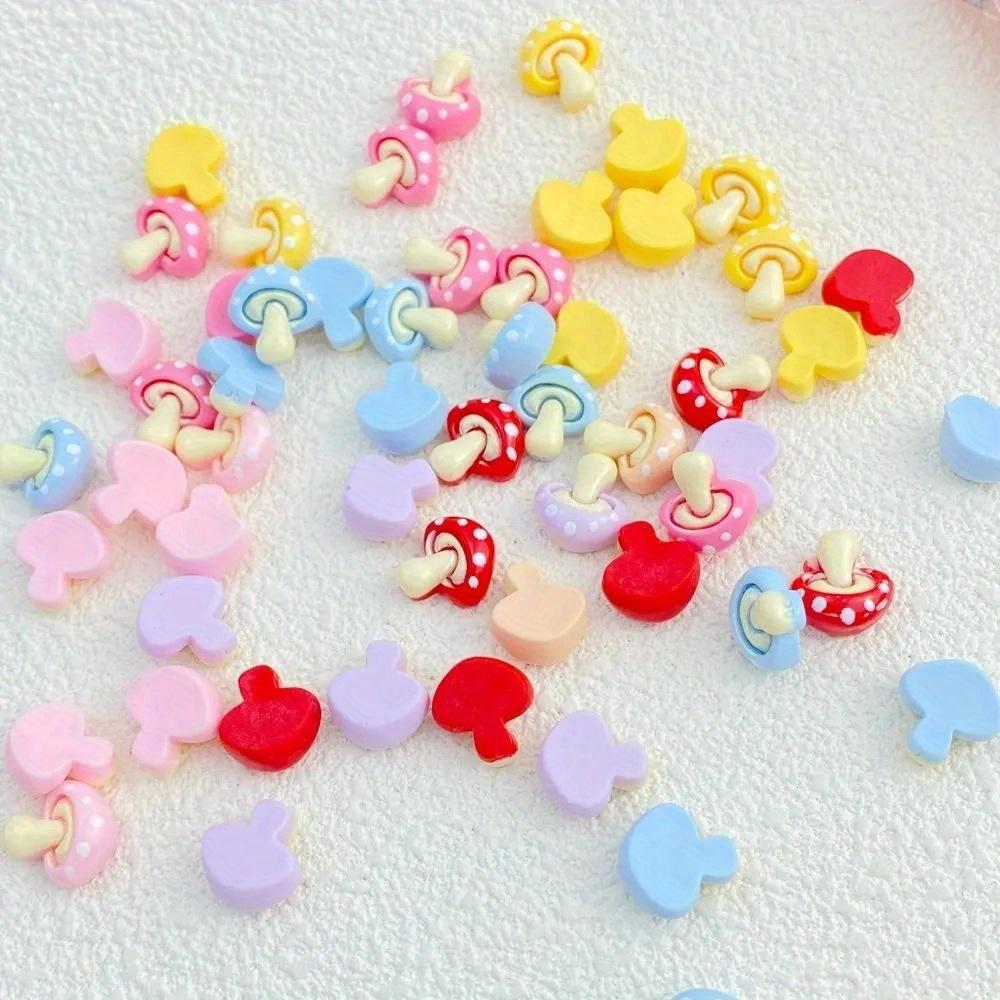 50Pcs/Bag Cute Resin Small Mushroom Flat Back Ornament Jewelry Making Manicure Hairwear Accessorie DIY Material