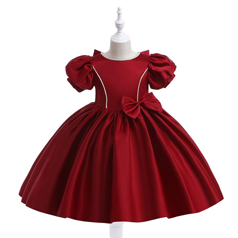 

Детское атласное платье принцессы с пышными рукавами и большим бантом. 150cm