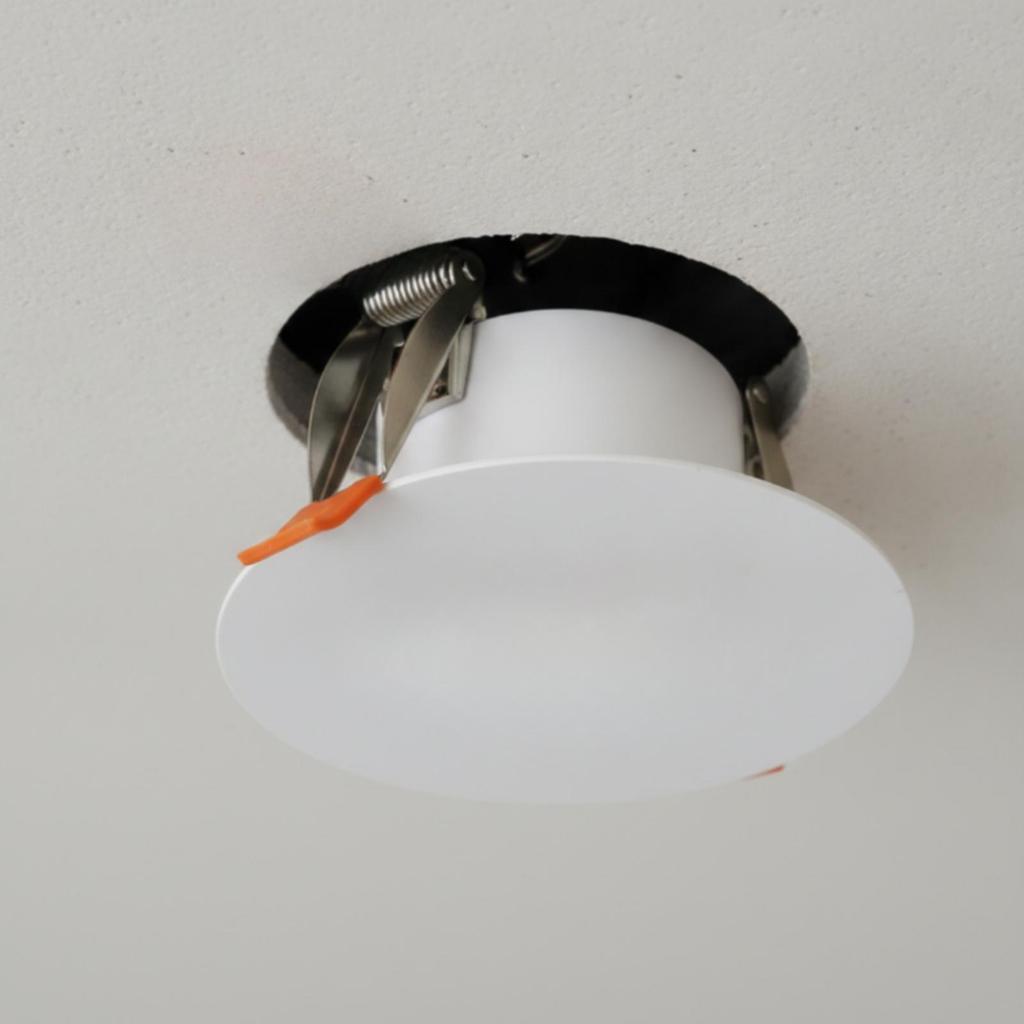Placa de Cubierta para Agujero en el Techo Blanca Redonda para Propietarios de Vivienda,