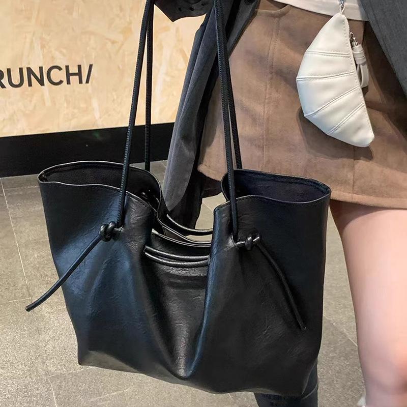 Premium Sense Retro Strap Tote Bag Women's 2025 Autumn and Winter Large Capacity PU Leather Shoulder Bag Fashion Handbag Bag