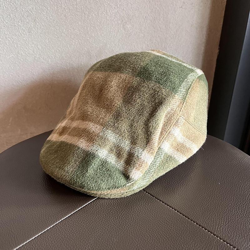 Newsboy Retro Plush Cap With Short Brim And Grid Design Fit For Autumn Fashion