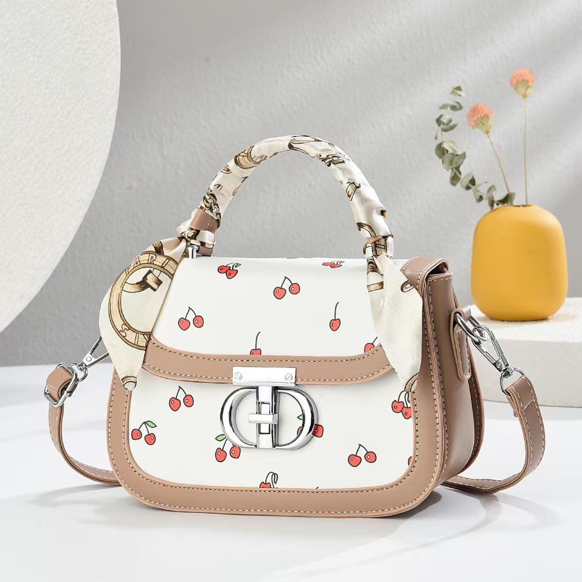 Latest Patchwork Printed Color Block Bag Small Fragrance Highend Shoulder Purse Multifunction Large Capacity Shoulder Crossbag Bag .