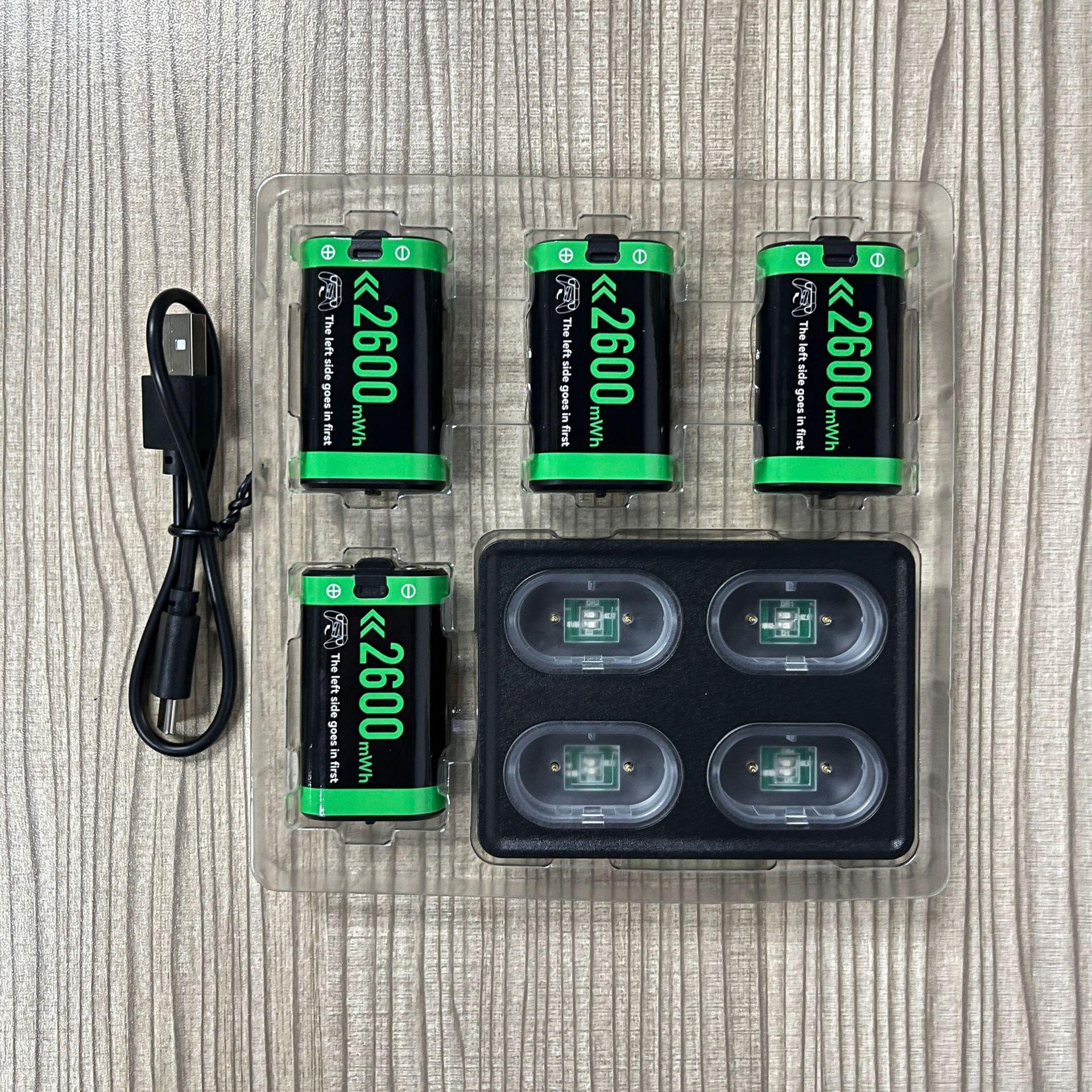 

Зарядное устройство для аккумуляторных батарей, 4 x 2600 аккумуляторных батарей для контроллеров Xbox One/Xbox Series X|S/Xbox One S|X/Xbox One Elite 6.6*4.8*4.9cm чёрный