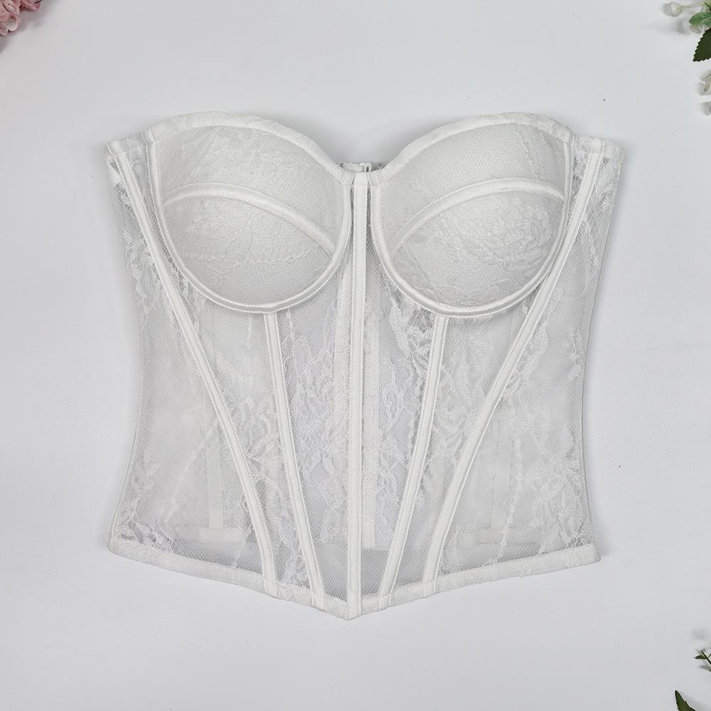 Corsés, ropa de mujer moderna y elegante