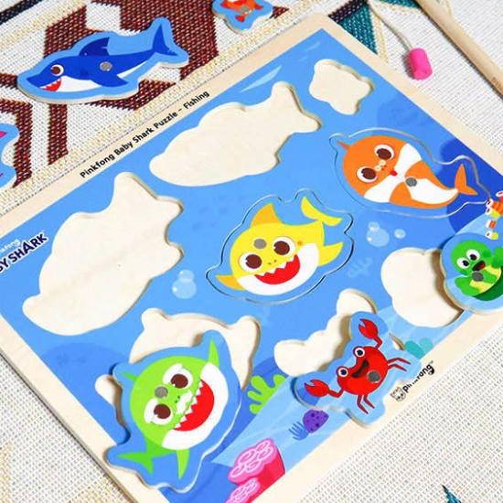KC-Certified – Pinkfong Wooden Fishing Puzzle Set (8 Pieces)