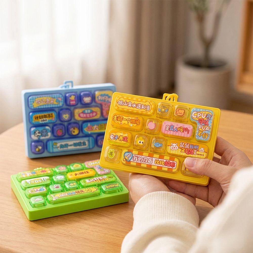 Animals Mechanical Keyboard Fidget Toy Plastic Mini Keyboard Bag Charm for Kids and Adults