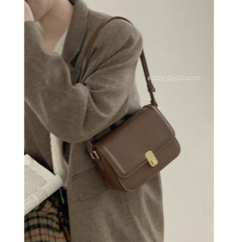 IELGY Retro Underarm Bag Niche Texture All-Match Cross-Body Small Square Bag