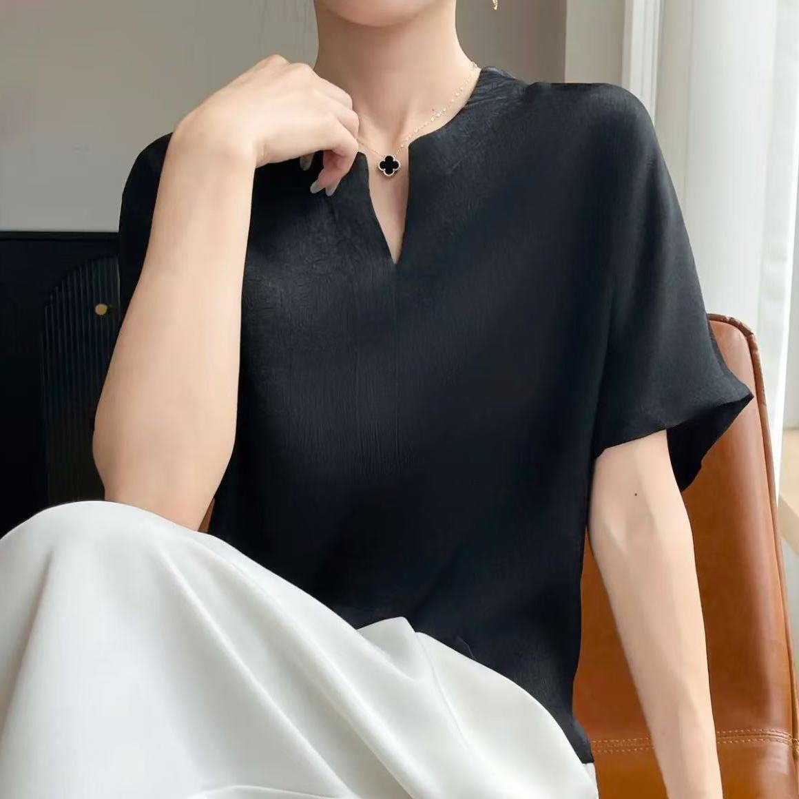 Women s V-neck Short-sleeve Blouse High-end Satin Shirt Summer Solid Color Loose Blouse M чёрный