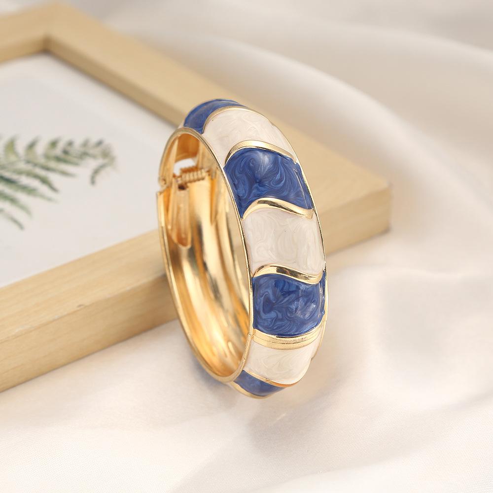 DIEZI 17 Colors Bohemian Irregular Enamel Cuff Bangles Hip Hop Geometric Gold Color Metal Wide Bracelet For Women Men Jewelry