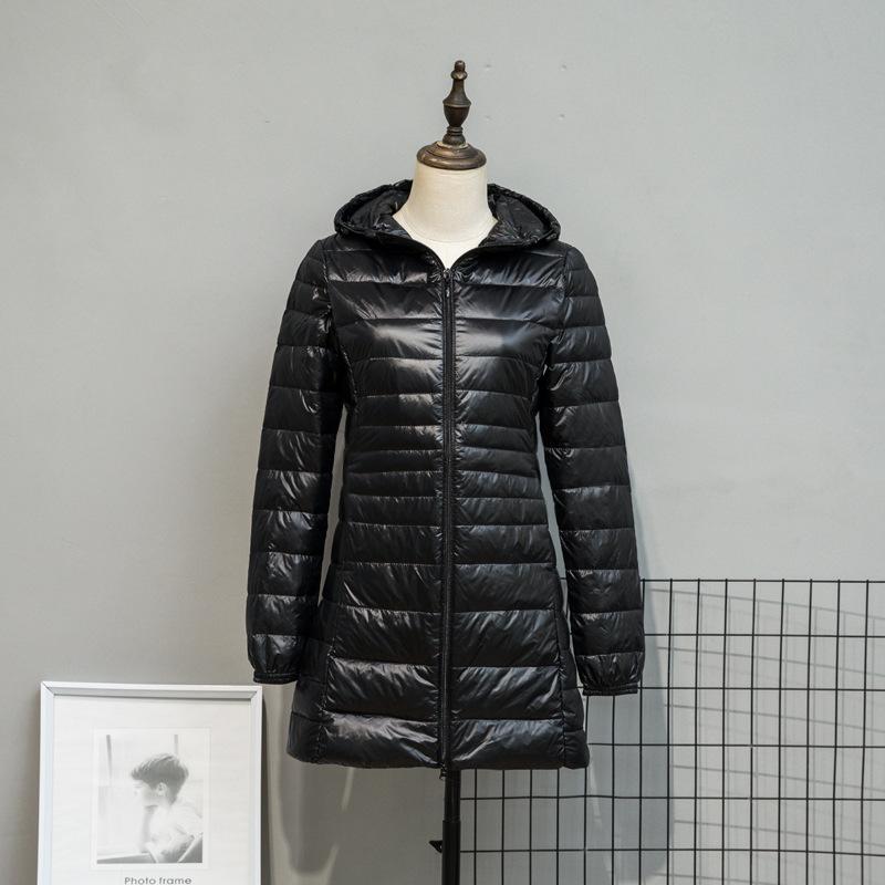Autumn Winter Women Puffer Jackets Ultralight Duck Down Jacket Warm Portable Hooded Coat Female Windbreaker Parka