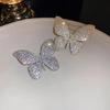 1Pcs Classic Lady Dress Suit High-End Pins Jewelry Fashion Women Girls Elegant Crystal Butterfly Brooches Badges
