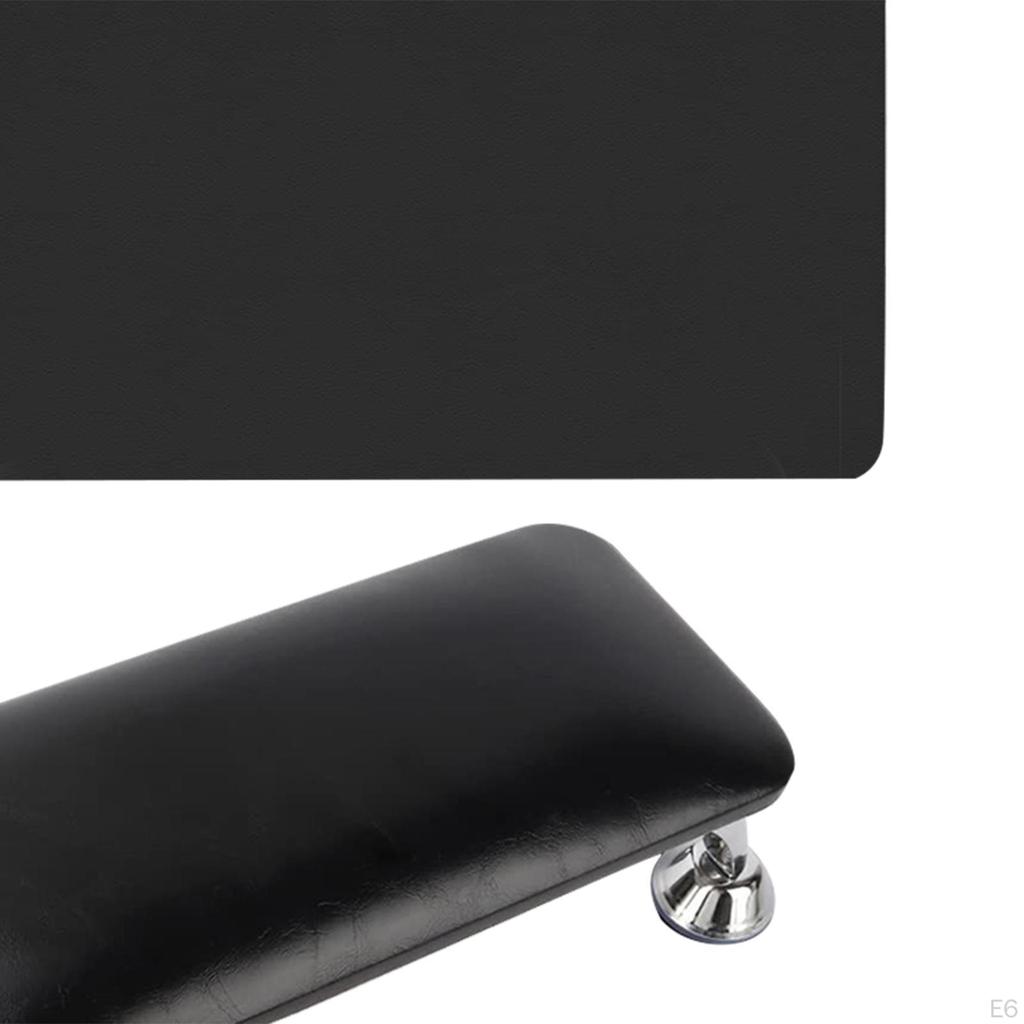 Ergonomic Nail for Manicure Sessions