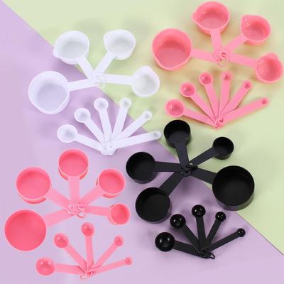 Set de 10 linguri și cupe de măsurare din plastic colorate pentru copt