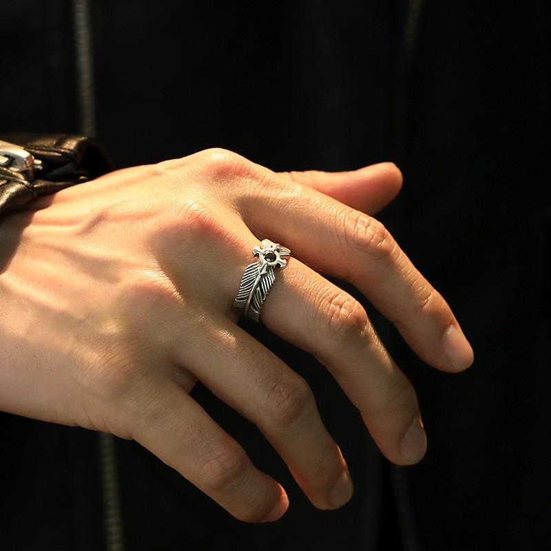 Verstellbarer Herrenring aus Sterlingsilber mit Federkreuz und schwarzem Zirkonia im Vintage-Stil, Statement-Ring für den täglichen Gebrauch