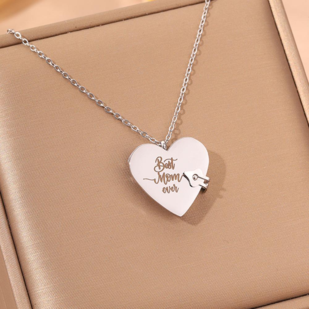 Titanium steel necklace, love book mother plot mother collarbone chain, hot-selling European and American fashion necklace