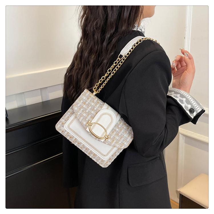 Korean Version Chic Create Patterns Pu Leather Shoulder Crossbody Bag with Gold Chain Strap Perfect for Elevating Everyday Looks