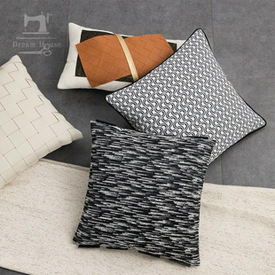 Modern Luxury Coffee Color Pillowcase for Hotel & B&B Sofa Cushion