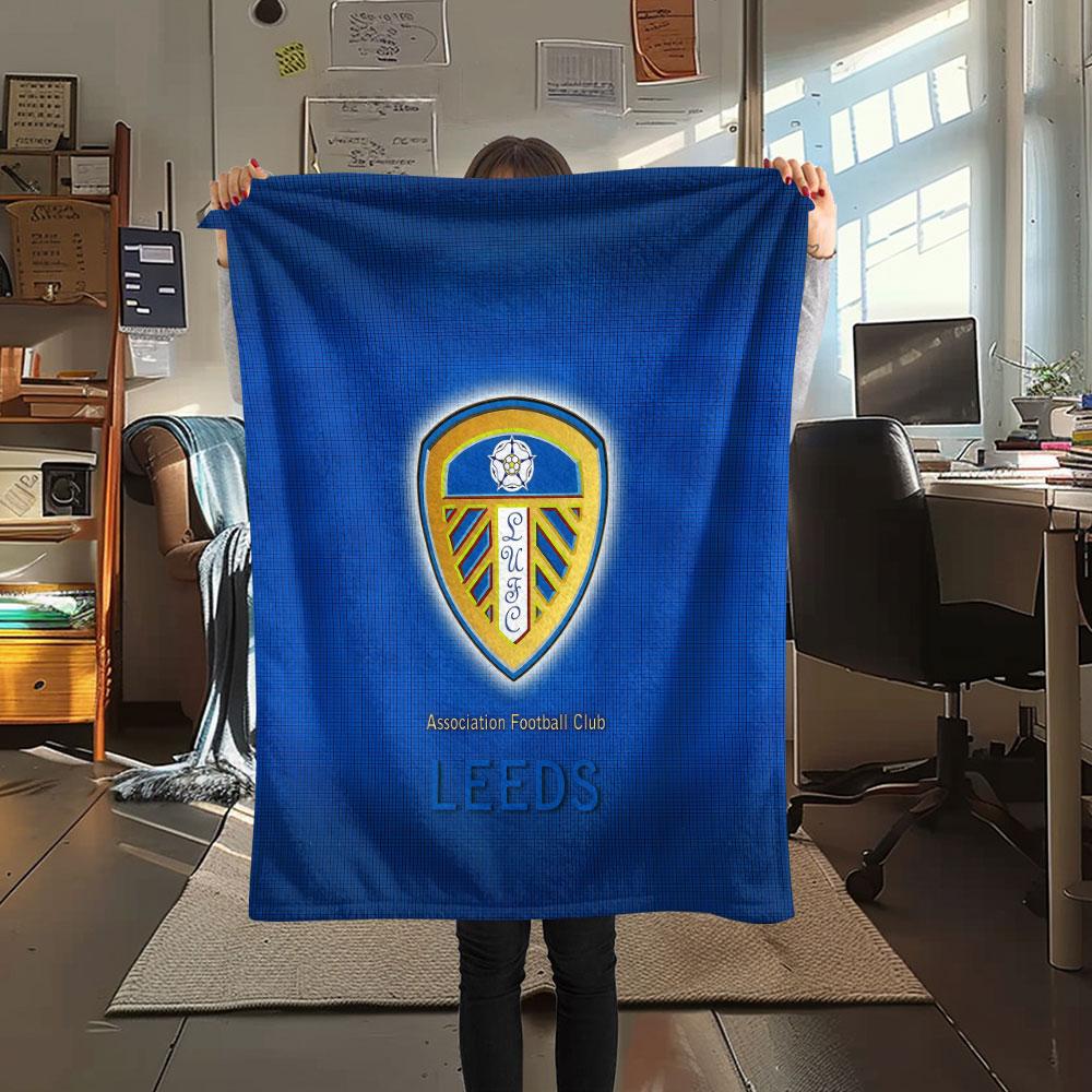 1PC Leeds United Patterned Flannel Blanket Suitable For All Seasons for Home Decor Warmth and Comfort Gifts Holiday Present
