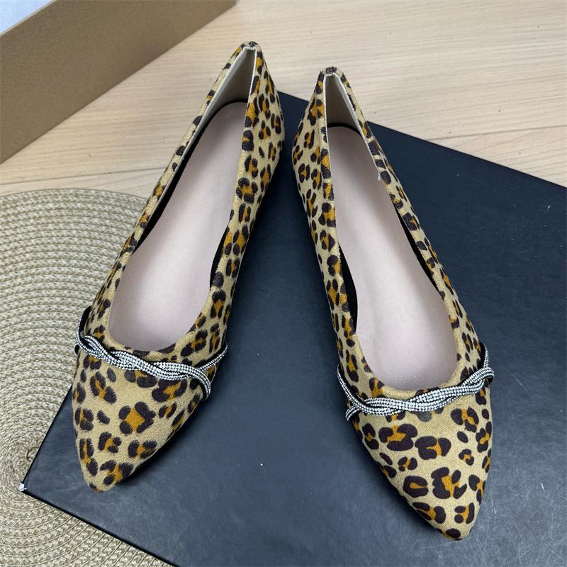 Fashion Flat Shoes for Women Spring  Autumn 2025 New Pointed Soft Soled Professional Work Shoes Black Plus Size Women's Shoes 42 43 44