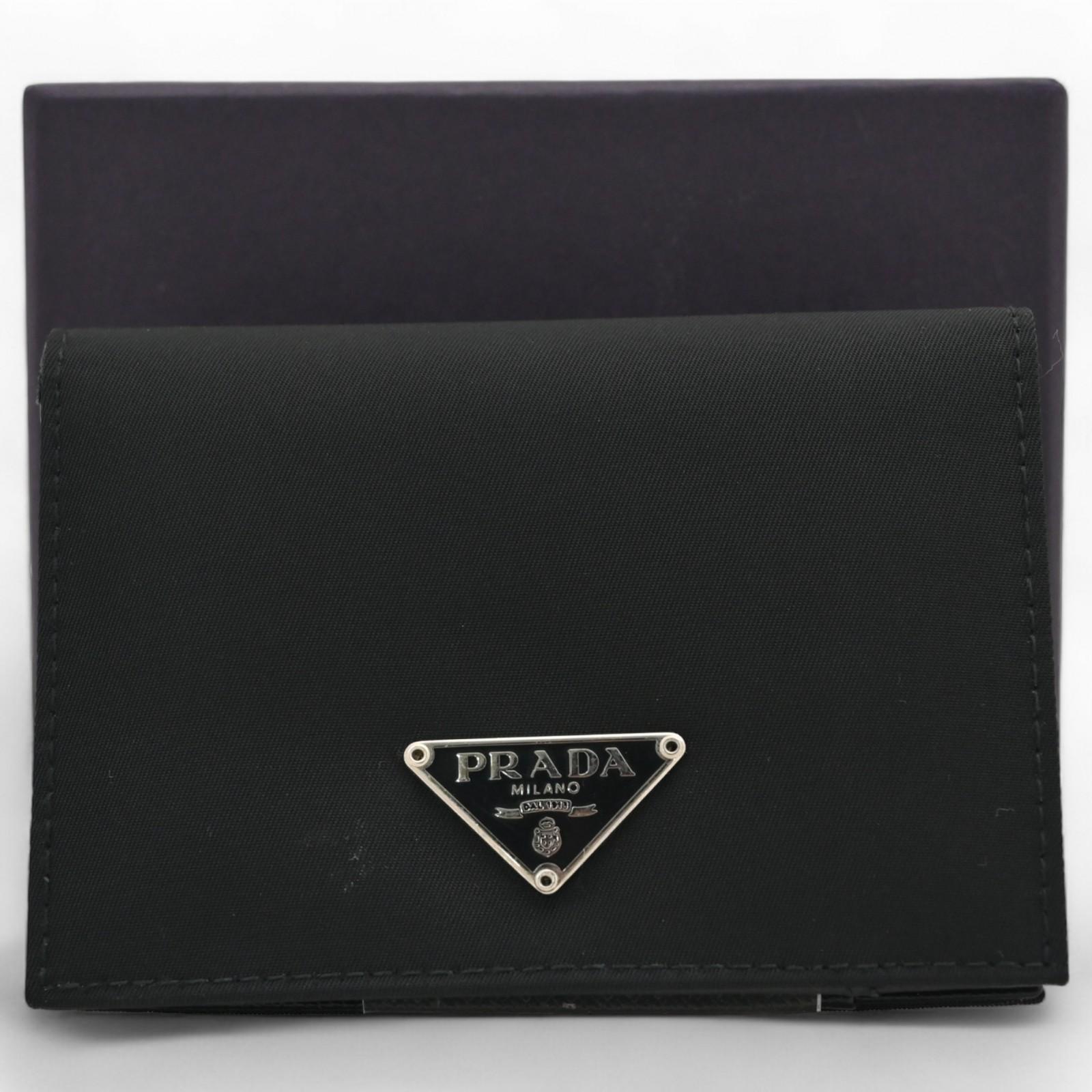 

Auth Prada Card Case Triangle Plate pr8809bf
