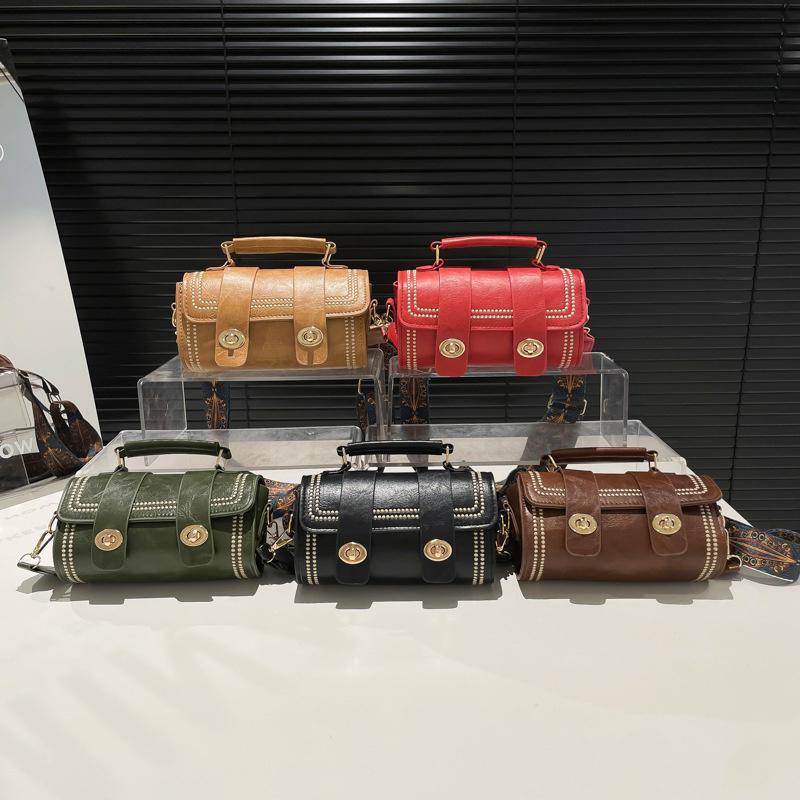 Retro Handbag Tubular Bag Simple Women's Commuter Shoulder Bag Fashion Trendy Crossbody Bag Minimal Tote Bag