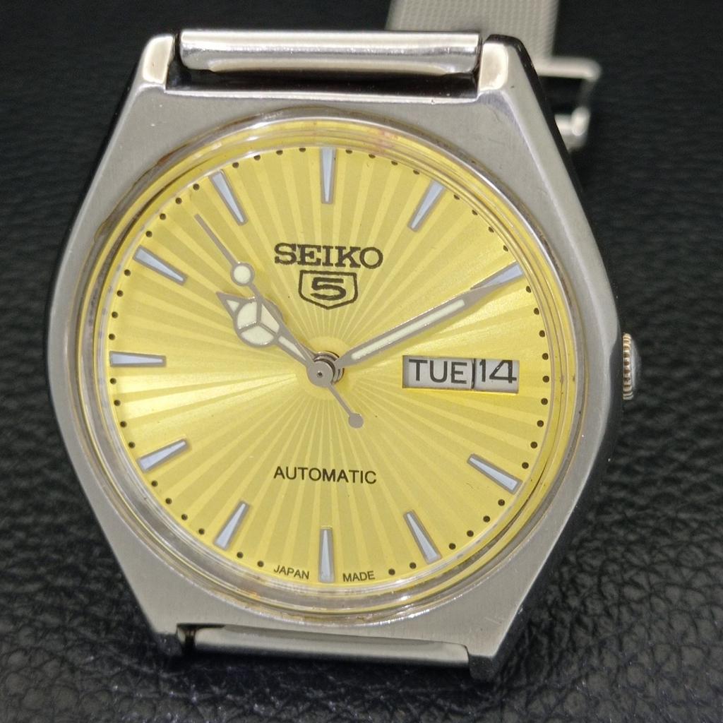 VINTAGE SEIKO 5 AUTOMATIC JAPAN 6309A MENS GOLDEN COLOR DIAL WATCH A701332-5 R206a-a701332