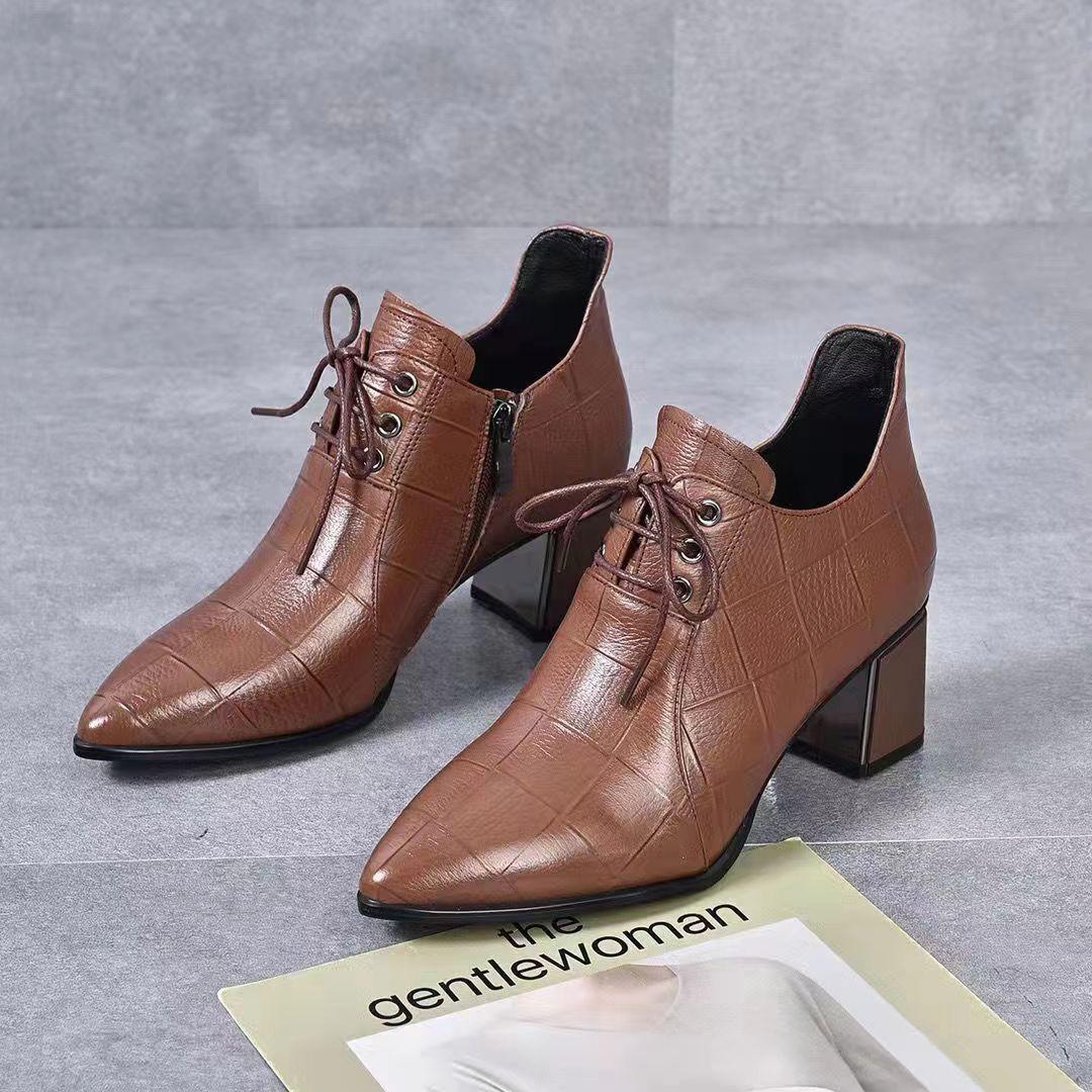 

2025 Винтажные женские туфли-лодочки на шнуровке, оксфордские туфли, лакированная кожа, толстый каблук, женские черные рабочие туфли, женские ботильоны 40 коричневый