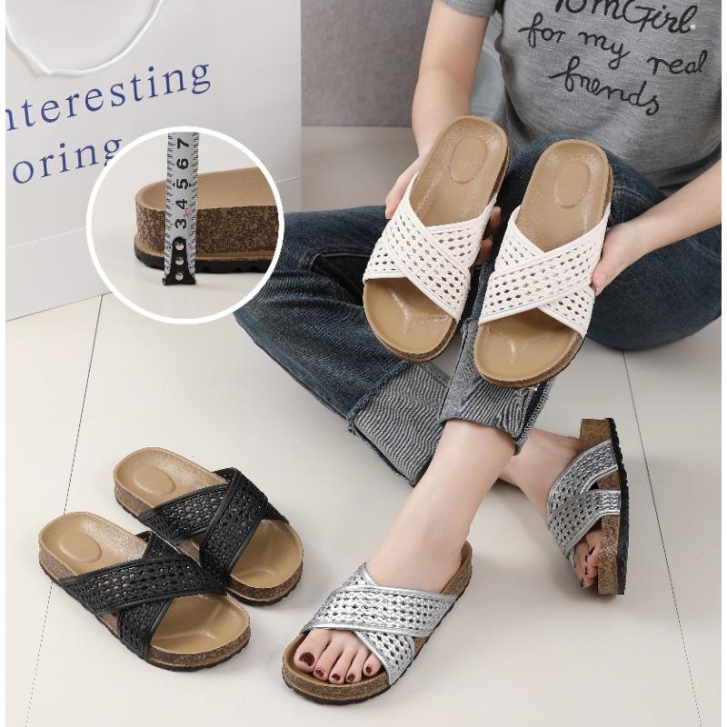 New niche hand-woven hollow breathable thick-soled slippers for women's summer outer wear style one-word slippers for women