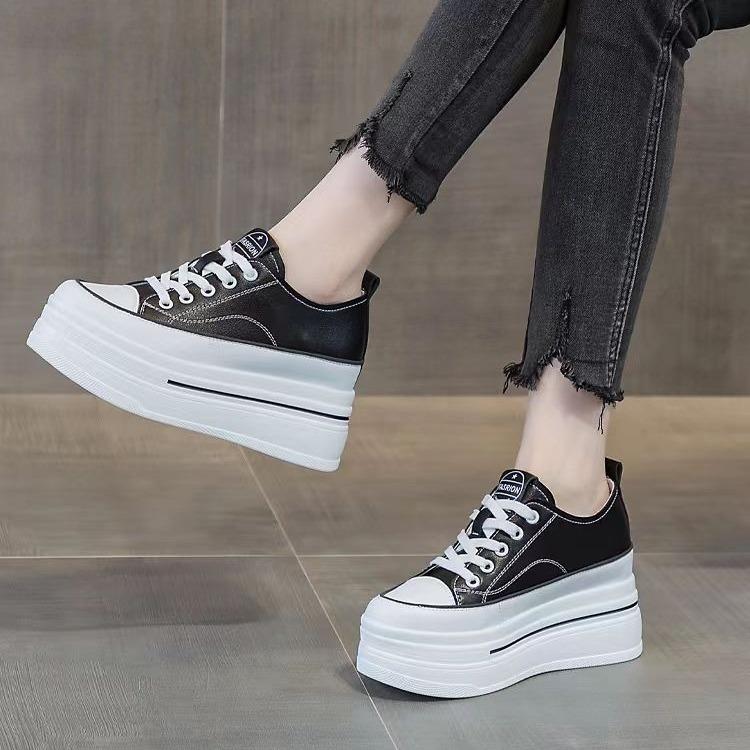 Small Inner Height-increasing Women's Shoes 8cm Versatile and Breathable 2024 Summer New High-soled Thick-soled Ins Muffin Baseplate Shoes