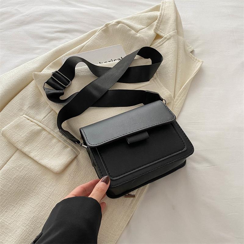 Textured Small Square Bag Women's Bag New Casual Fashion Shoulder Bag Wide Shoulder Strap Messenger Bag