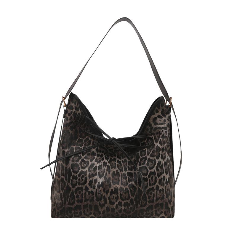 Niche design leopard print women's shoulder bag fashionable retro slack handbag daily commute messenger bag bag bag