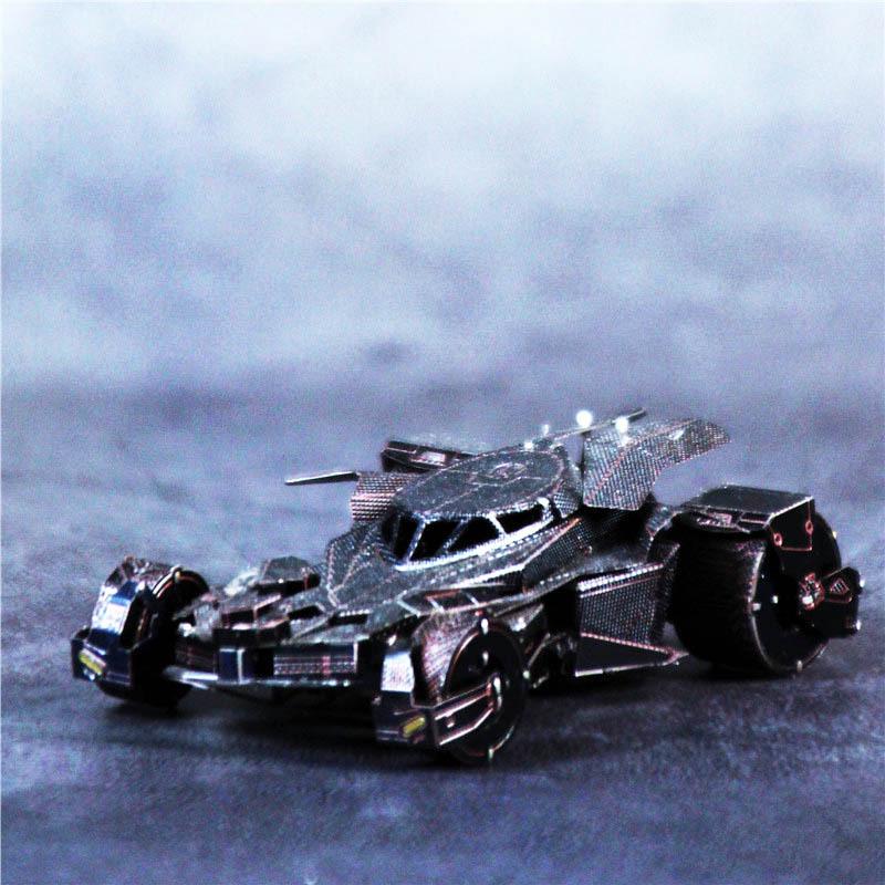 

Metallic 3D Batmobile Model Puzzle - Glue-Free Assembly