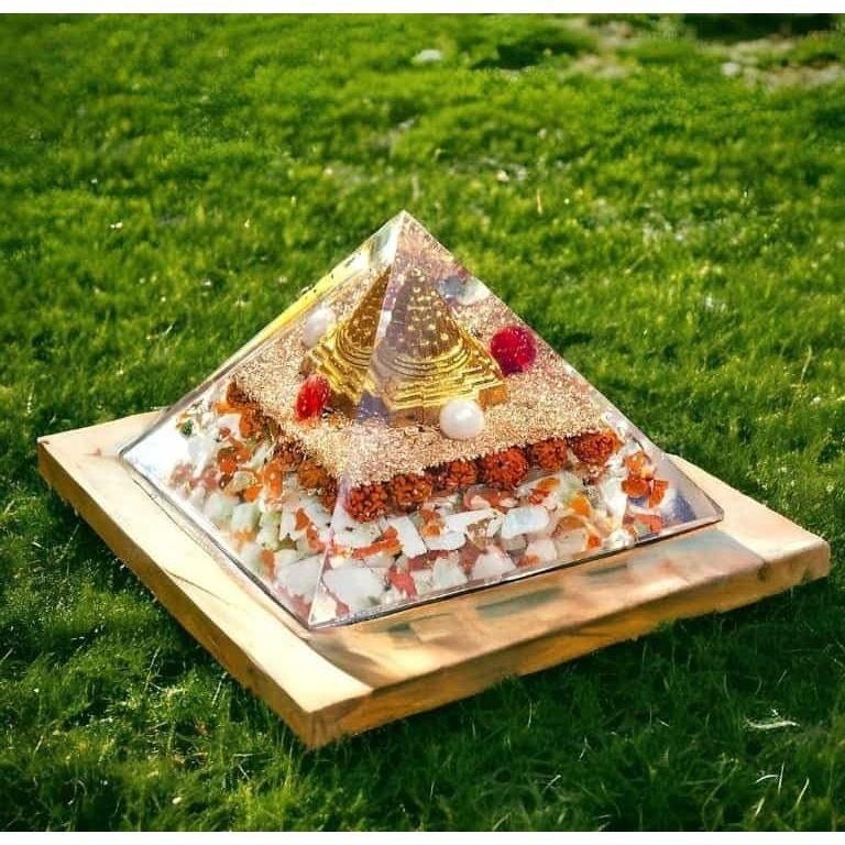 Natural Orgone Gomti Chakra Shree Yantra Pyramid with with Red & White Chirmi Seeds for Wealth, Prosperity, Success
