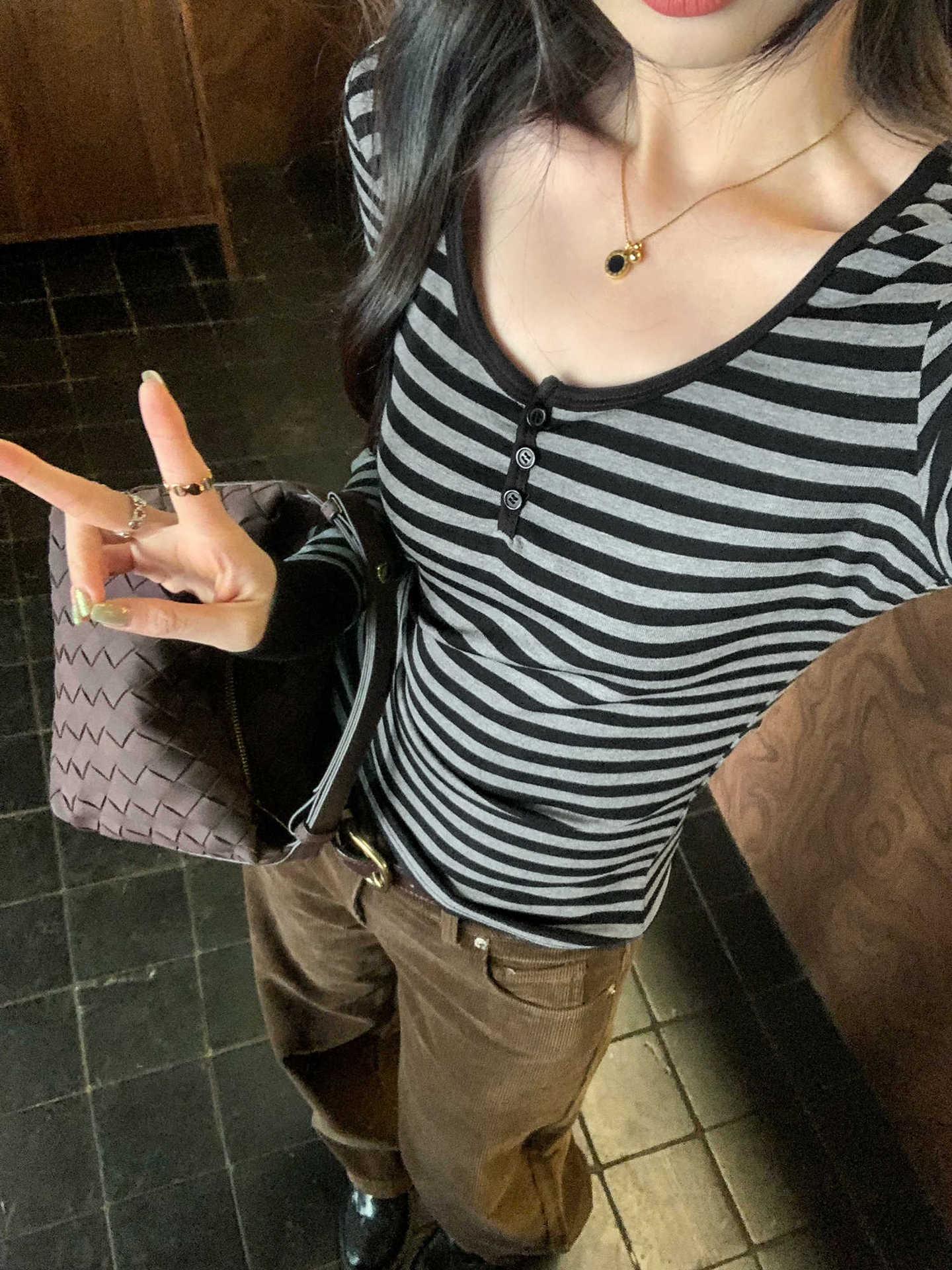 

Women s Striped U-Neck Buttoned Long Sleeve Shirt - Spicy American Style XL чорний колір сірий