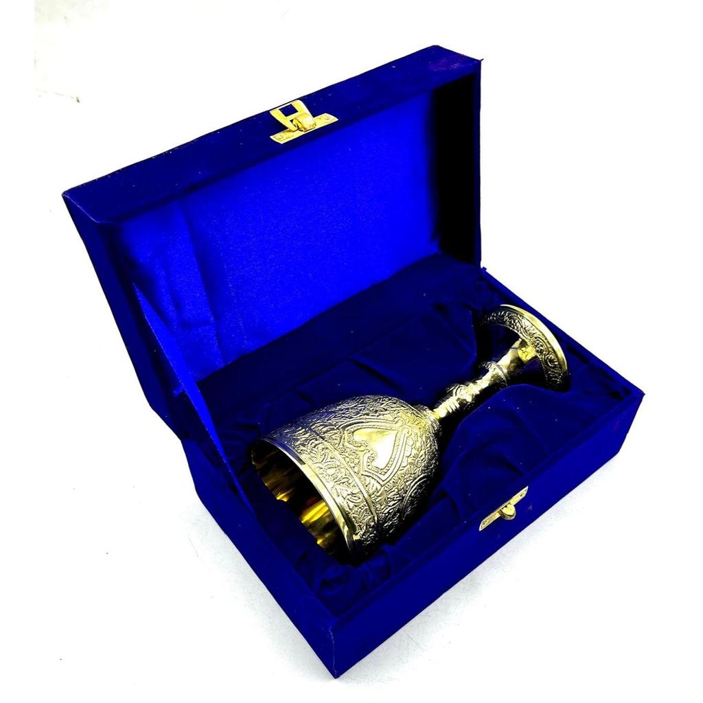 Messingbecher mit geprägtem Design, Premium-Becher Champagnerflöten Coupes Weinglas, Trinkbecher für Wasser mit Samtbox