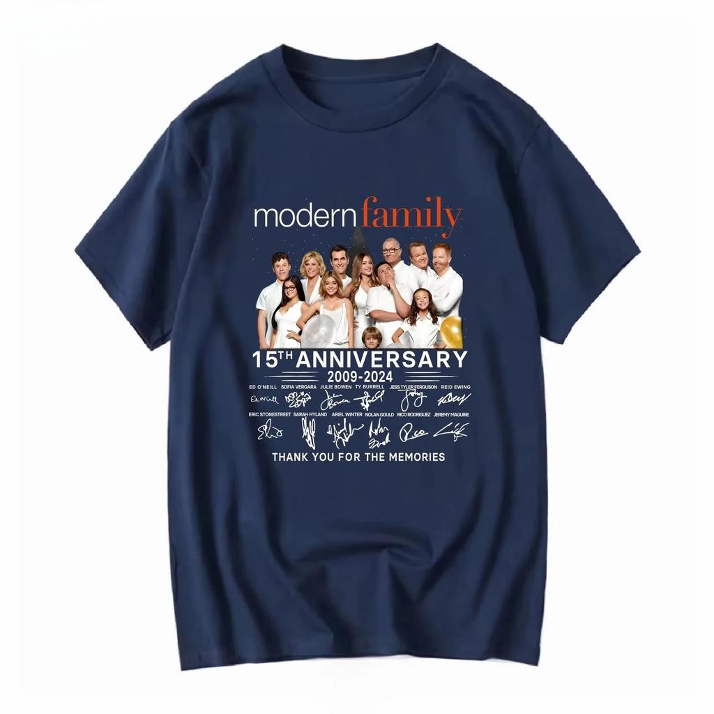 Modern Family Tv Series 15Th Anniversary 2009 2024 T Shirt Vintage Casual Graphic Top for Everyday Wear Stretched