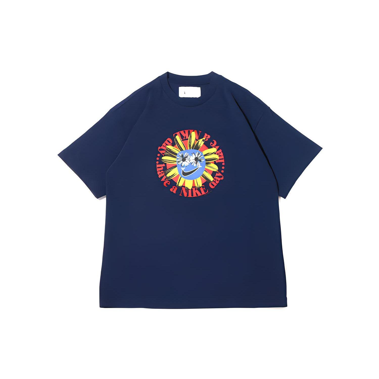 

Мужская футболка с короткими рукавами и круглым вырезом Nike Smiley с цветочным принтом и логотипом, синие топы, синий DV0683-419 S