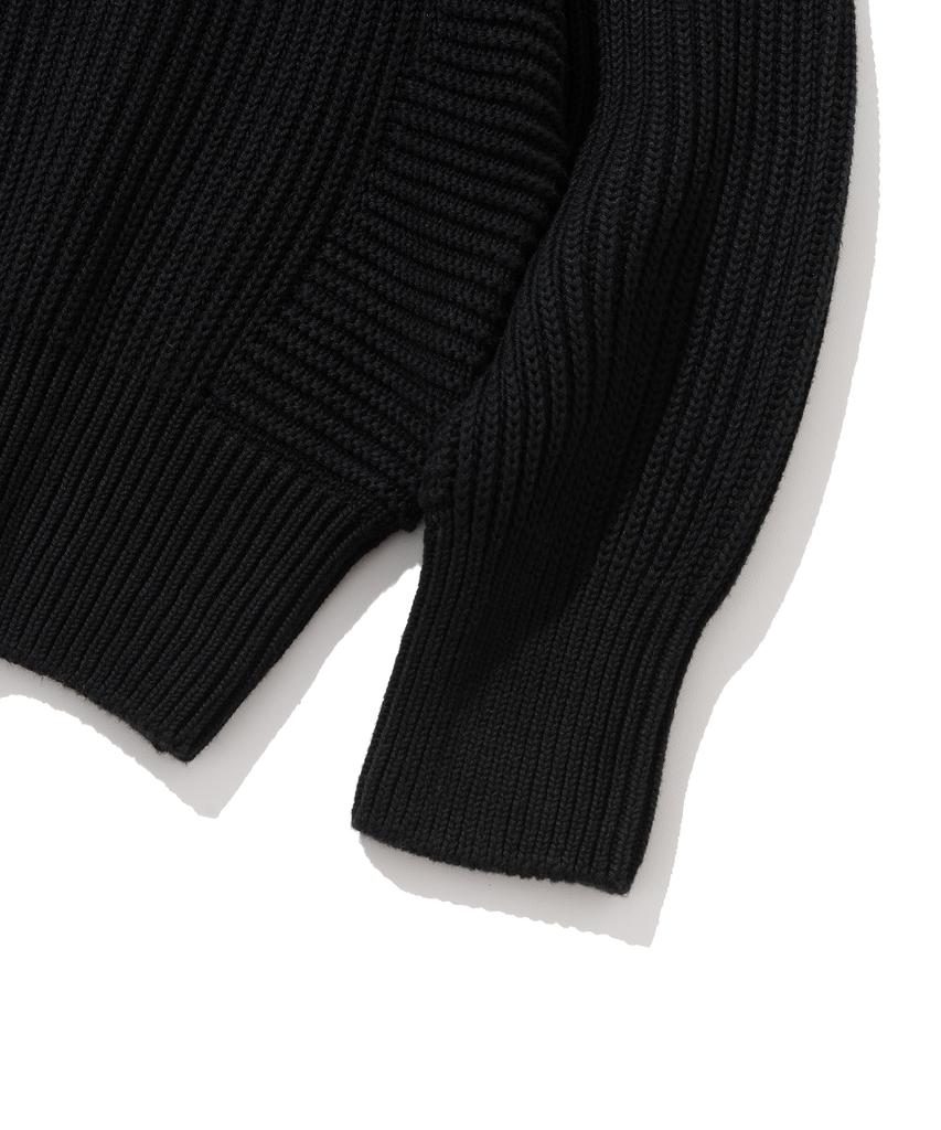 KNITTED Cotton Minimal Round Knit Black