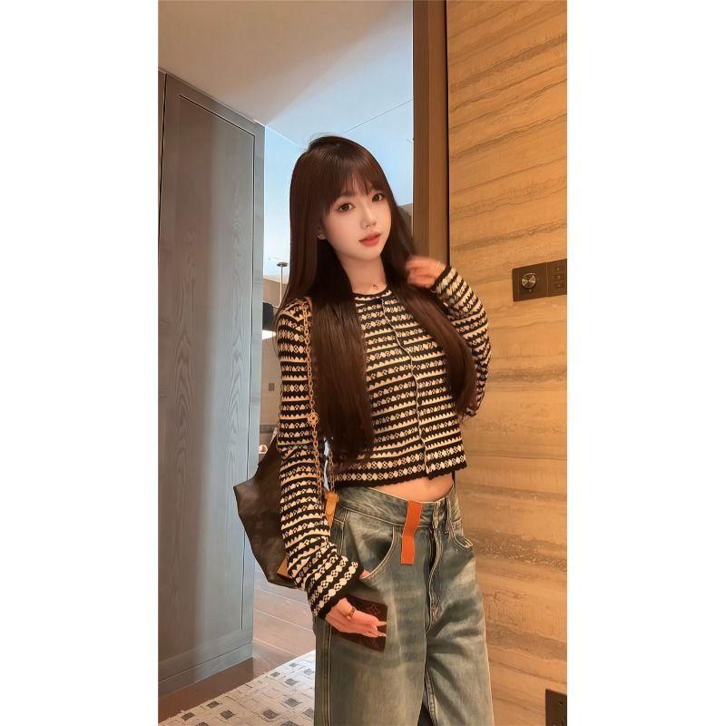 Kumikumi Graceful Retro Contrast Color Stripe Long sleeve Knit Women clothes Autumn Short Slimming Versatile Top