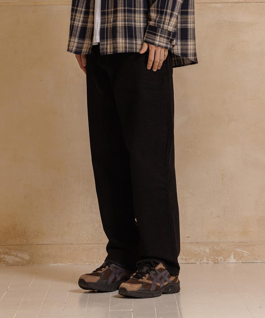MODERN ARON Standard Wash Denim Pants Black