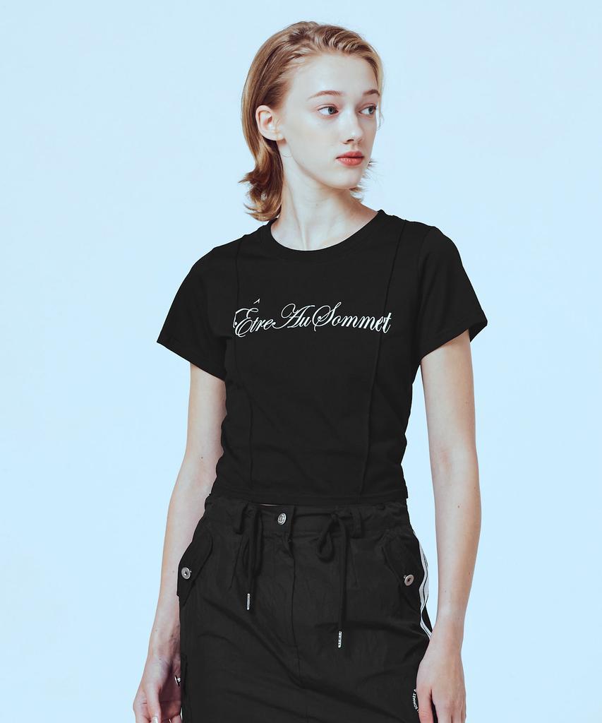 ETRE AU SOMMET Double Pintuck Logo Half Tee (Black)