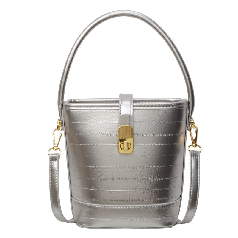 Hand Carrying Bucket Bag, New Women's Solid Color Shoulder Bag, Fashionable and Simple Casual Messenger Bag.
