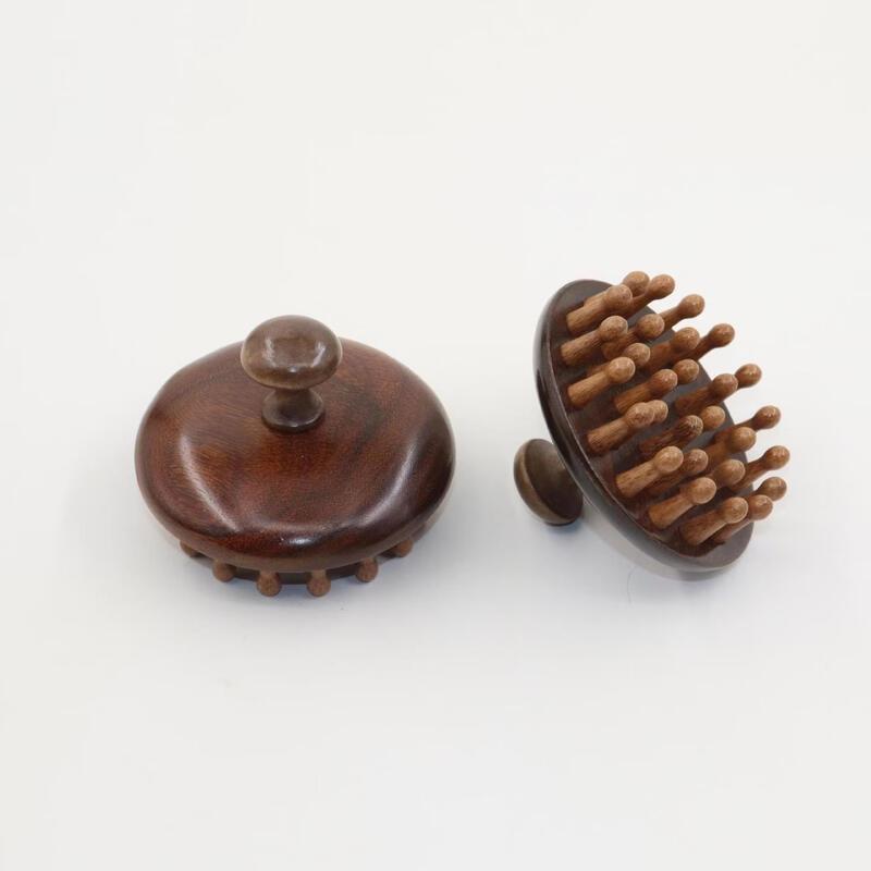 Golden Silk Sandalwood Scalp Massage Comb